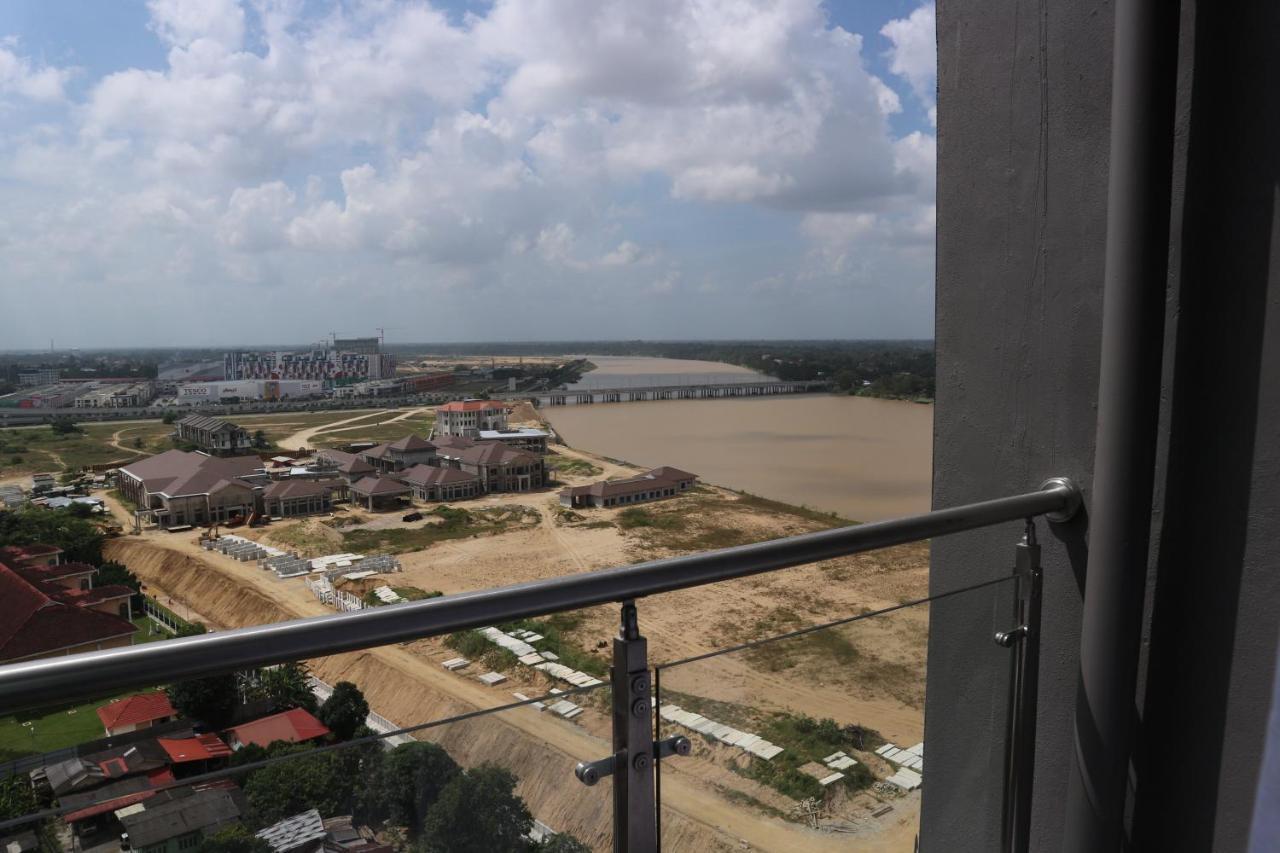 Prestige Sky Riverfront Kota Bharu Buitenkant foto